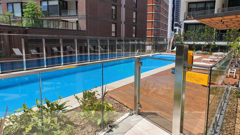 Two Bedroom Darling Harbour Apt Chinatown CBD UTS - NT Tourism 5