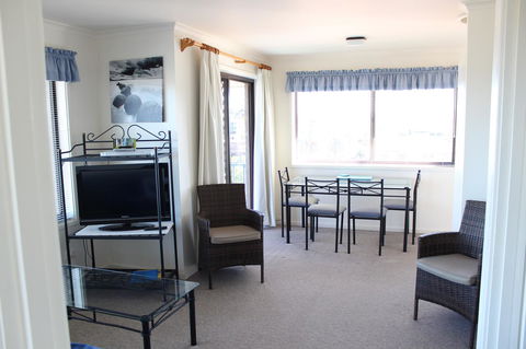Narooma Palms Holiday Apartments - NT Tourism 5