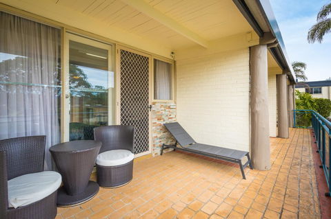 Black Dolphin Resort Motel & Apartments - Accommodation NT 9