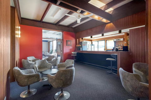 Black Dolphin Resort Motel & Apartments - Accommodation NT 34