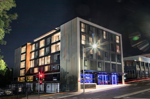 Studio 8 Residences - Adults Only - NT Tourism 0