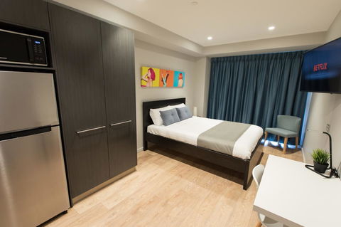 Studio 8 Residences - Adults Only - NT Tourism 11