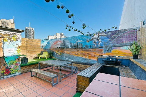 Mad Monkey Downtown - Accommodation NT 6