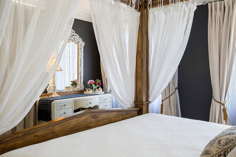 Mountainside B & B - Accommodation NT 33