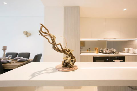 Newly Settled Three Bedrooms Apartment In CBD - NT Tourism 2