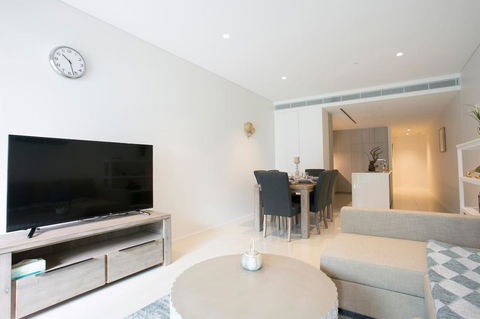 Newly Settled Three Bedrooms Apartment In CBD - NT Tourism 7