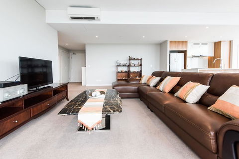 180Â° Water View Three Bedroom (wooden Furniture) - NT Tourism 26