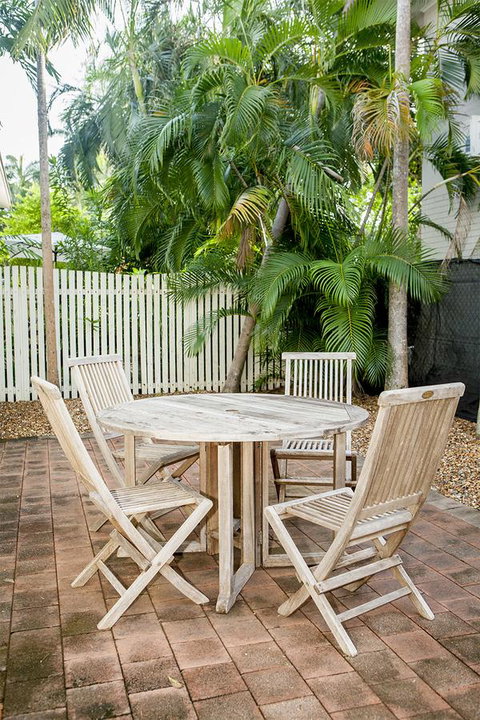 Nightcliff Foreshore Getaway - McKay Gardens - Accommodation NT 17