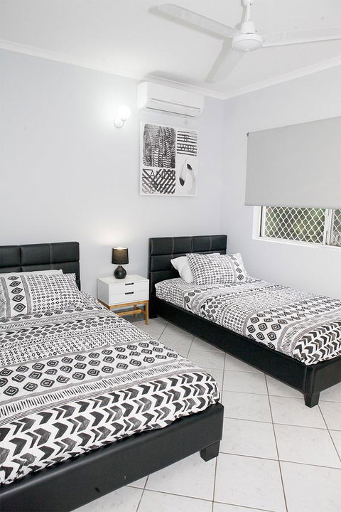 Nightcliff Foreshore Getaway - McKay Gardens - Accommodation NT 12