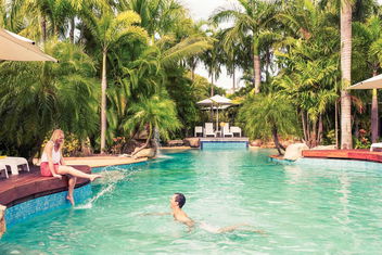 Mercure Darwin Airport Resort with Accommodation NT