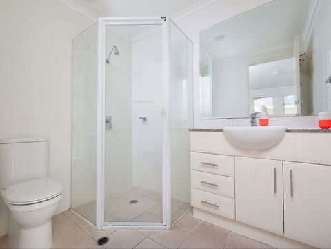 Seaspray Villa 5 - Accommodation NT 5