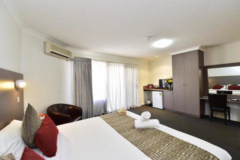 Diplomat Hotel Alice Springs - Accommodation NT 29