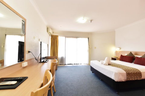 Diplomat Hotel Alice Springs - Accommodation NT 23