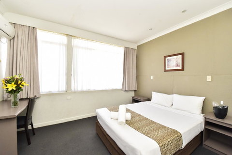 Diplomat Hotel Alice Springs - Accommodation NT 36