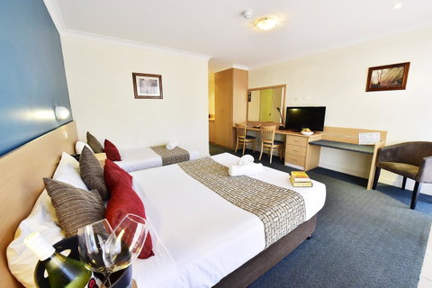 Diplomat Hotel Alice Springs - Accommodation NT 13