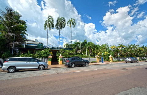 Palms City Resort - Accommodation NT 25