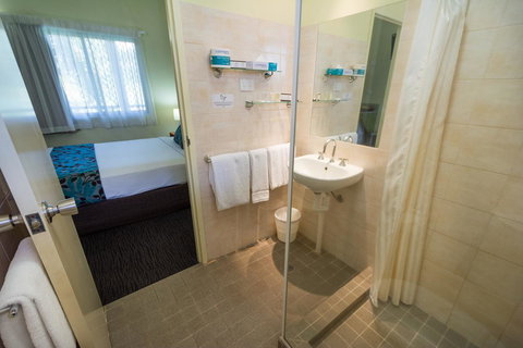 Palms City Resort - Accommodation NT 32
