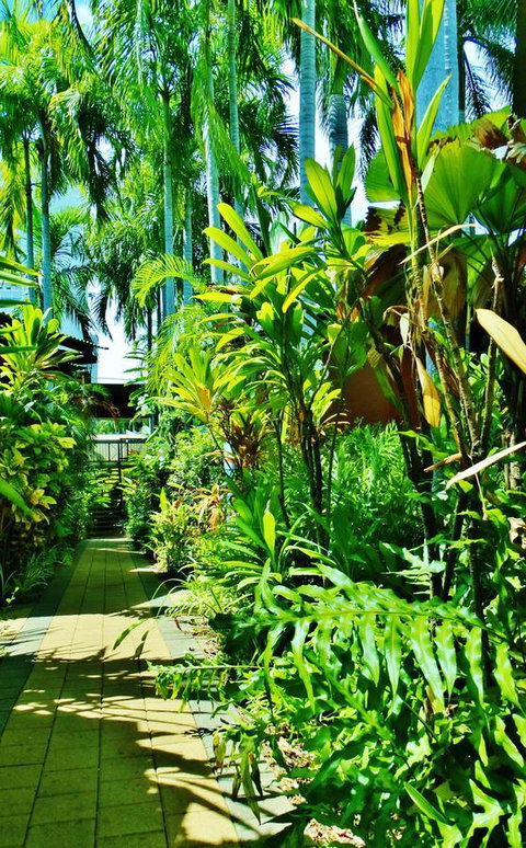 Palms City Resort - Accommodation NT 14