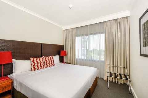 Mantra On The Esplanade - Accommodation NT 17