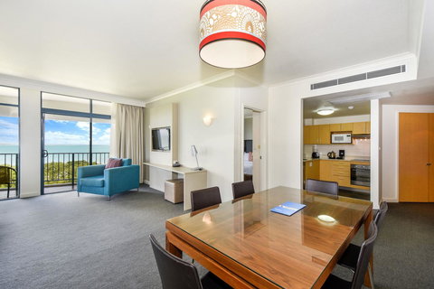 Mantra On The Esplanade - Accommodation NT 26