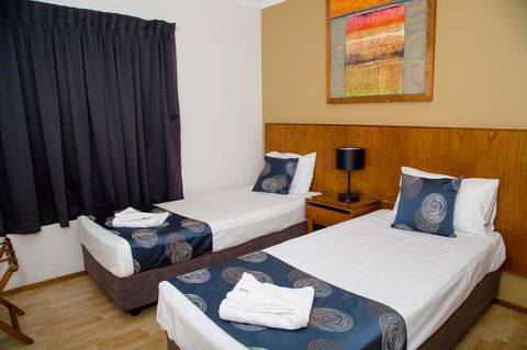 Cullen Bay Resorts - NT Tourism 8