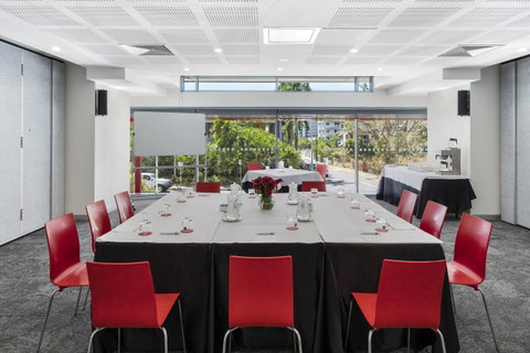 Oaks Darwin Elan Hotel - Accommodation NT 25