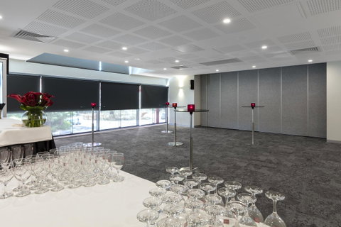 Oaks Darwin Elan Hotel - Accommodation NT 27