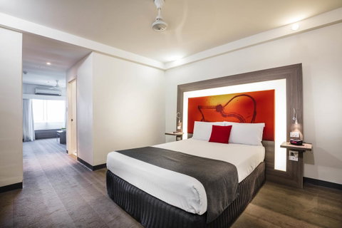 Novotel Darwin CBD - Accommodation NT 19