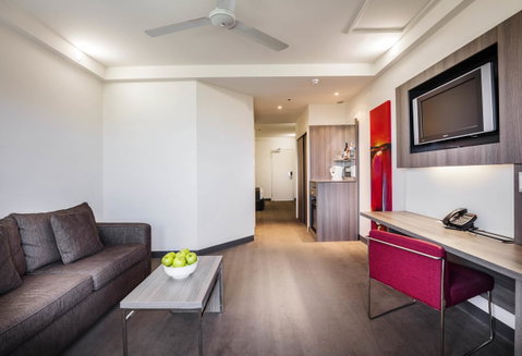 Novotel Darwin CBD - Accommodation NT 15