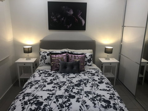 Darwin-Ocean Views, Tropical Getaway, Pool & Aircon - Accommodation NT 2