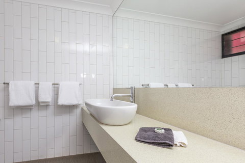 Discovery Resorts - Kings Canyon - Accommodation NT 26