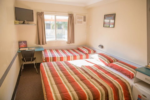 Melaleuca On Mitchell - Darwin YHA - Accommodation NT 17