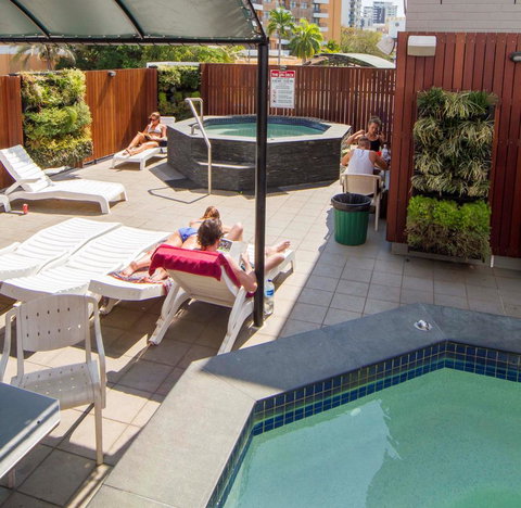 Chillis Backpackers - Accommodation NT 6