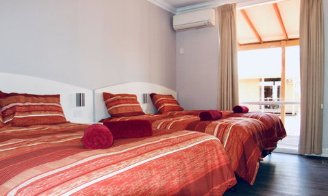 Erldunda Desert Oaks Resort - Accommodation NT 12