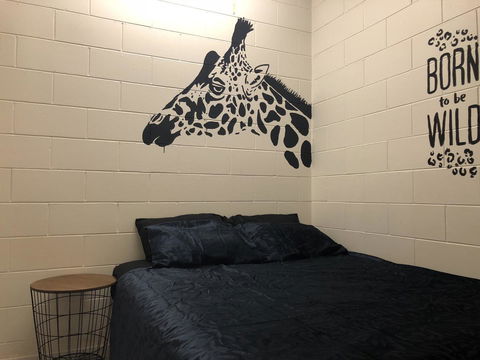Frogs-Hollow Backpackers - Accommodation NT 43