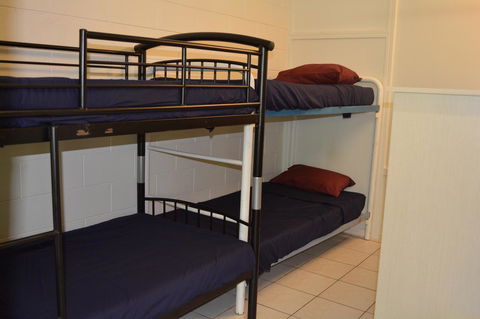 Frogs-Hollow Backpackers - Accommodation NT 5