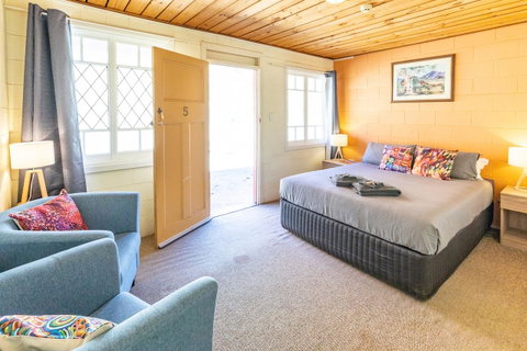 Glen Helen Lodge - Accommodation NT 15