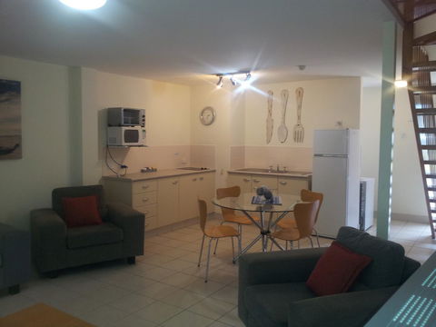 Nelson Bay Breeze - Accommodation NT 33
