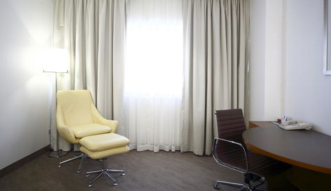 Novotel Canberra - Accommodation NT 16