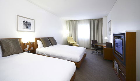 Novotel Canberra - Accommodation NT 19