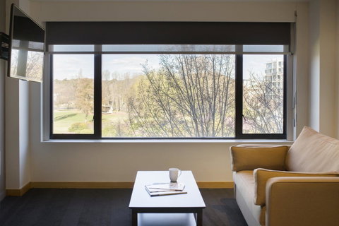 Crowne Plaza Canberra, An IHG Hotel - NT Tourism 29