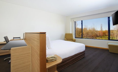 Crowne Plaza Canberra, An IHG Hotel - NT Tourism 41