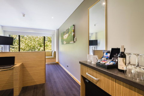 Crowne Plaza Canberra, An IHG Hotel - NT Tourism 42