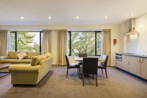 Crowne Plaza Canberra, An IHG Hotel - NT Tourism 35