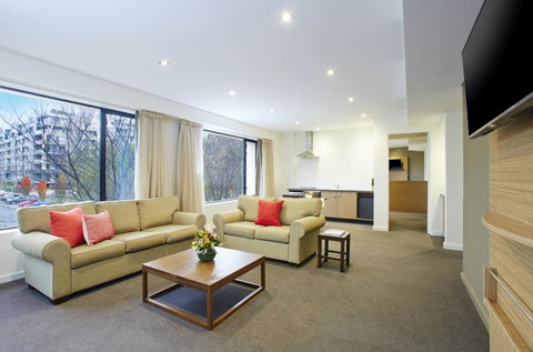 Crowne Plaza Canberra, An IHG Hotel - NT Tourism 11