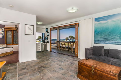 Lennox Holiday Apartments - Accommodation NT 40