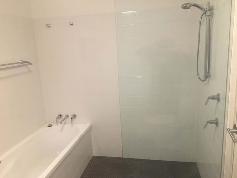 Lennox Holiday Apartments - Accommodation NT 29