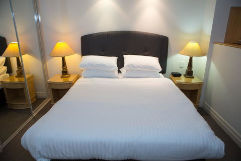 Bond 215 - Accommodation NT 1