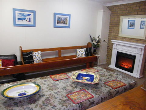 Boomers Guest House Hamilton - Accommodation NT 0