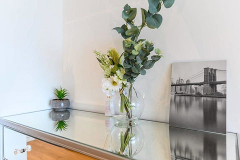 Box Hill 1 Bedroom Apartment With Ultimate View - Accommodation NT 2